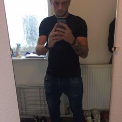 Profile Picture of roberttutu729 (@roberttutu729) on Tiktok