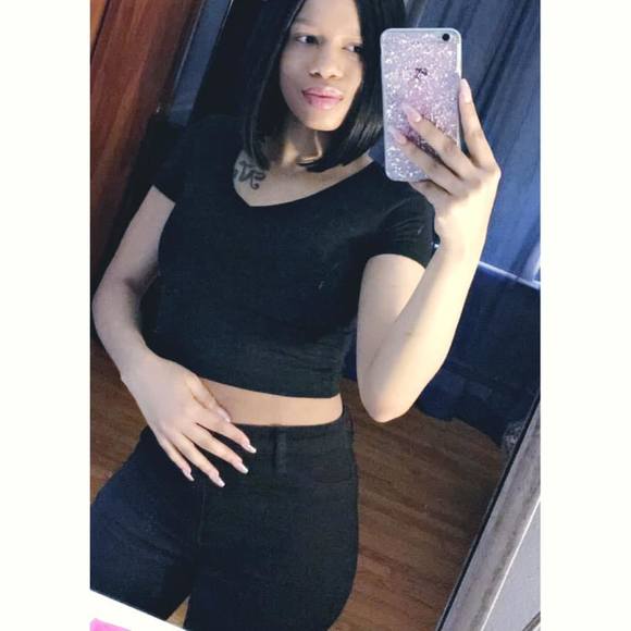 Profile Picture of Briana Briana (@b_briana) on Poshmark