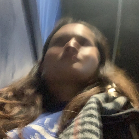 Profile Picture of Sarah Gregor (@sgr3489) on Poshmark