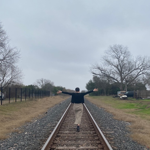 Profile Picture of Serena Ramirez (@serenaramire417) on Poshmark