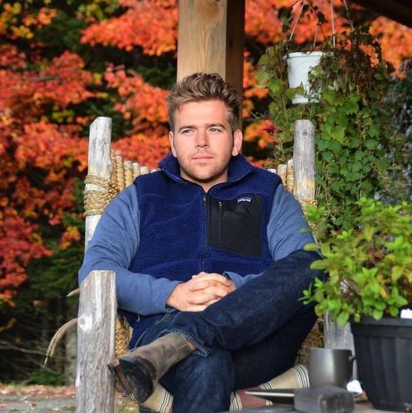 Profile Picture of Alex Goldenberg (@alexgoldenberg) on Poshmark