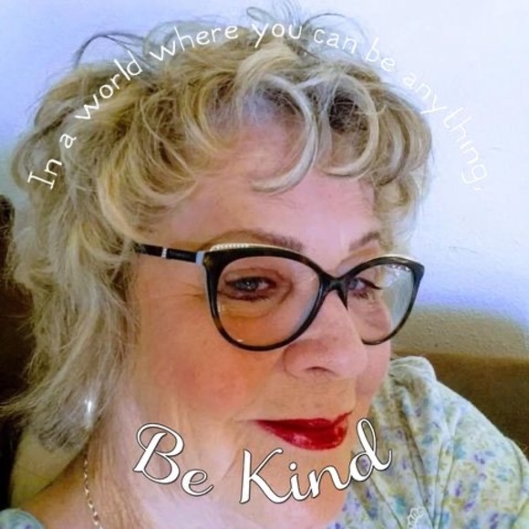 Profile Picture of Carla Ferguson (@ladyfergie777) on Poshmark