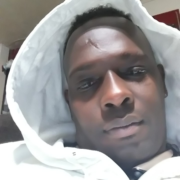 Profile Picture of Michael Sampson (@msampson504_32) on Poshmark