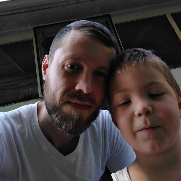 Profile Picture of Chris Harber (@chrisharber72) on Poshmark