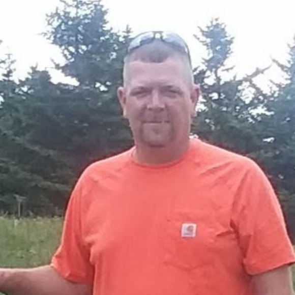 Profile Picture of Chris Hyder (@chyder3651) on Poshmark