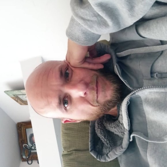 Profile Picture of Jeremy Nichols (@jeremynichols) on Poshmark