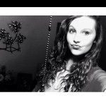Profile Picture of Heather Dobson (@heather_music_page) on Instagram