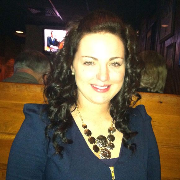 Profile Picture of Heather Tyler (@heatherty77) on Poshmark