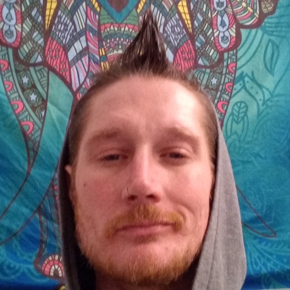 Profile Picture of Casey Kohl (@kckohl) on Poshmark