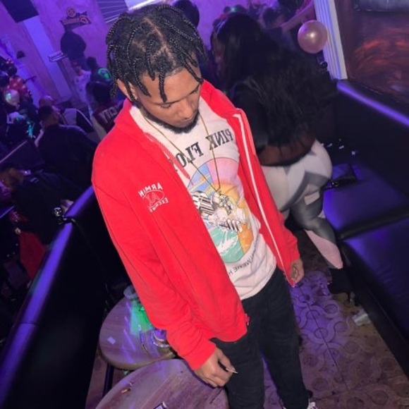 Profile Picture of Ibrahiem Foster (@ibrahiemhouse) on Poshmark