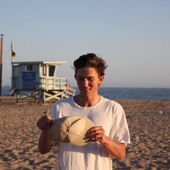 Profile Picture of Bennett Crowley (@bennettcrowley) on Poshmark