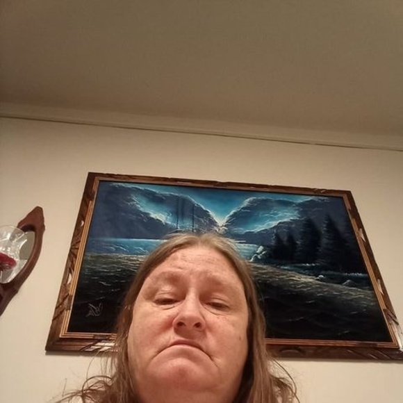 Profile Picture of Lisa Parrott (@lisaparrott599) on Poshmark