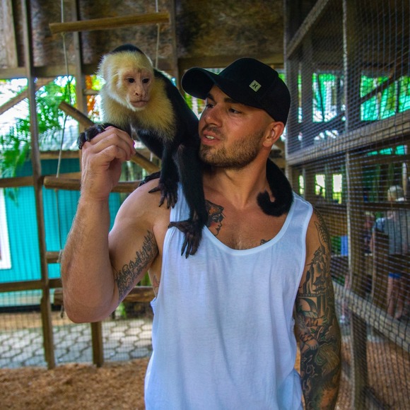 Profile Picture of Chris Melfa (@cmelfa90) on Poshmark