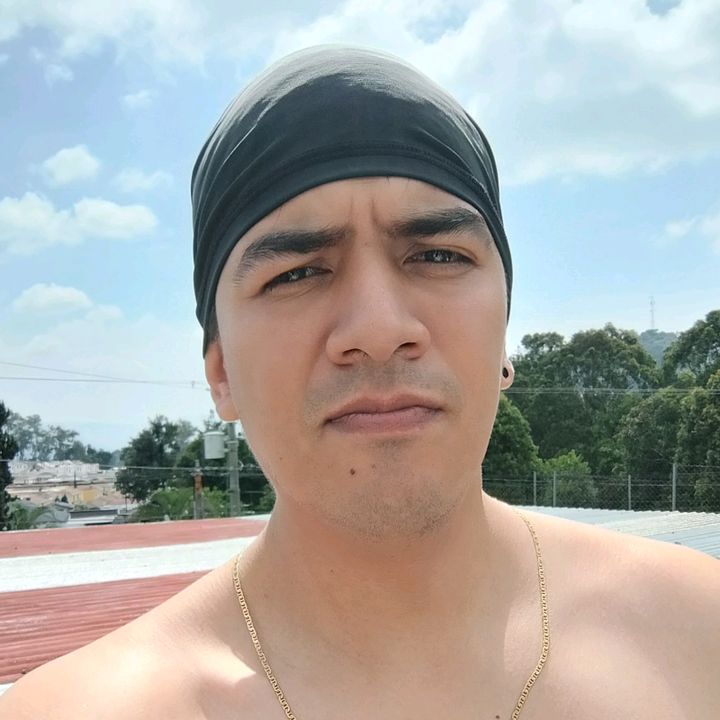 Profile Picture of Antonio (@antonioenglishgt) on Tiktok