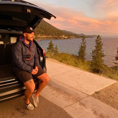 Profile Picture of Jesse (@DrunkGentKoala) on Twitter