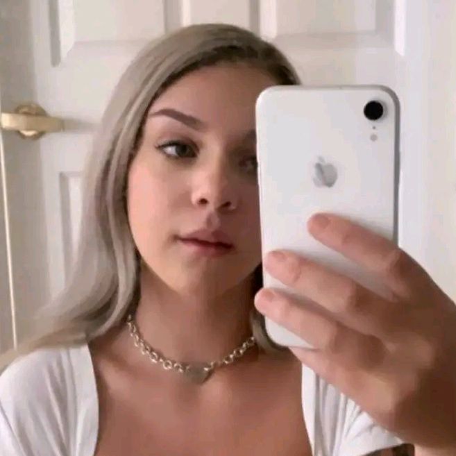 Profile Picture of Pandora smile (@pan.dora1213) on Tiktok