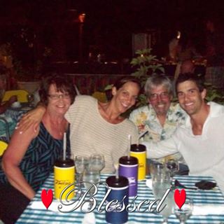 Profile Picture of Moriah Horton Bees (@moriah.bees) on Facebook