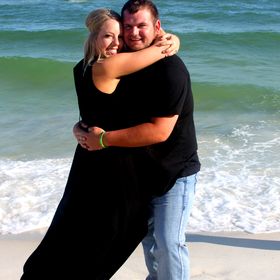 Profile Picture of Carli Hubbard (@carlialanna) on Pinterest