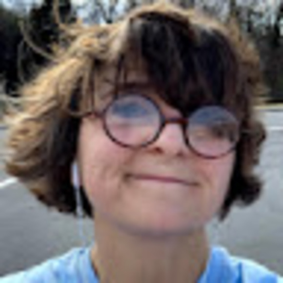 Profile Picture of Cathy Buffington (@cathybuffing184) on Poshmark