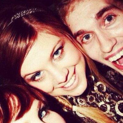 Profile Picture of Whitney Webb (@whitwebbf59) on Twitter