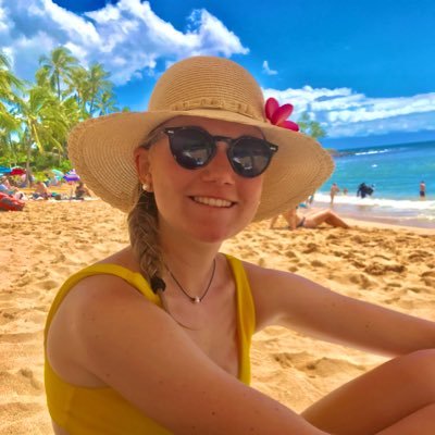 Profile Picture of Julia Hunter (@julia13hunter) on Twitter