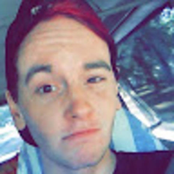 Profile Picture of Daniel Rankin (@drankin69) on Poshmark
