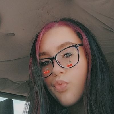 Profile Picture of Katelyn Wooten (@Katelyn08699049) on Twitter