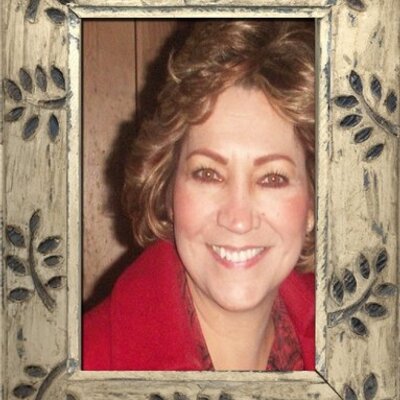 Profile Picture of Iris Acosta Diaz (@irisacosta1960) on Twitter