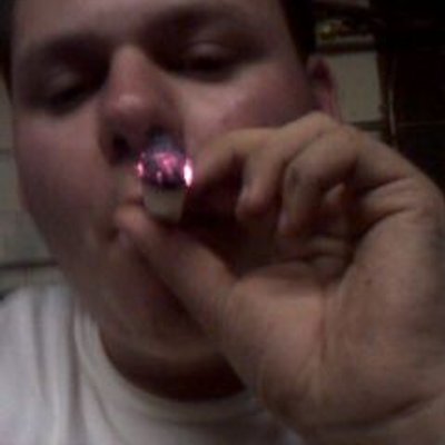 Profile Picture of Sean Caven (@CavemanDaStoner) on Twitter