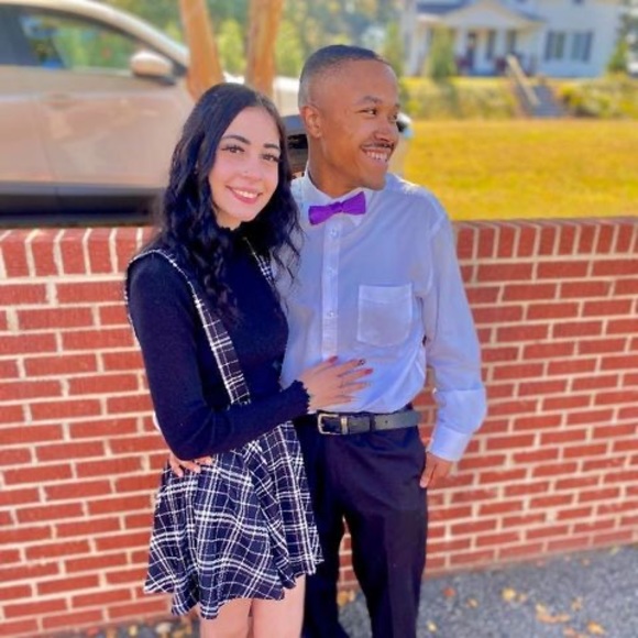 Profile Picture of Kaylee Riggan (@kayleeriggan) on Poshmark