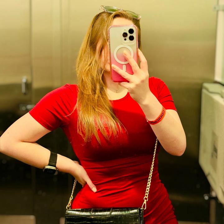 𝐒𝐢𝐞𝐫𝐫𝐚 𝐒𝐚𝐠𝐞 - Tiktok Profile Picture of 𝐒𝐢𝐞𝐫𝐫𝐚 𝐒𝐚𝐠𝐞 (@sierrasage000) on Tiktok