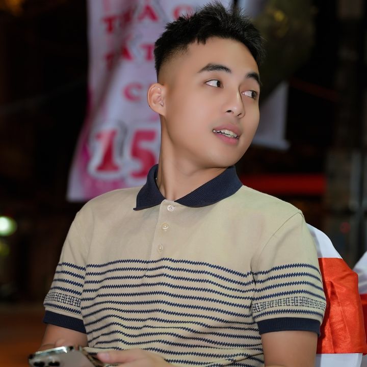 Profile Picture of Hùng Cris (@hungcris9999) on Tiktok