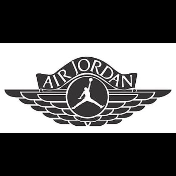 Profile Picture of Hannah Arch (@theshoedawg46) on Poshmark