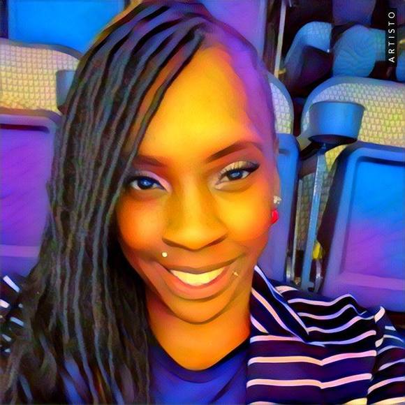 Profile Picture of Misti Lovett (@mistilovett) on Poshmark