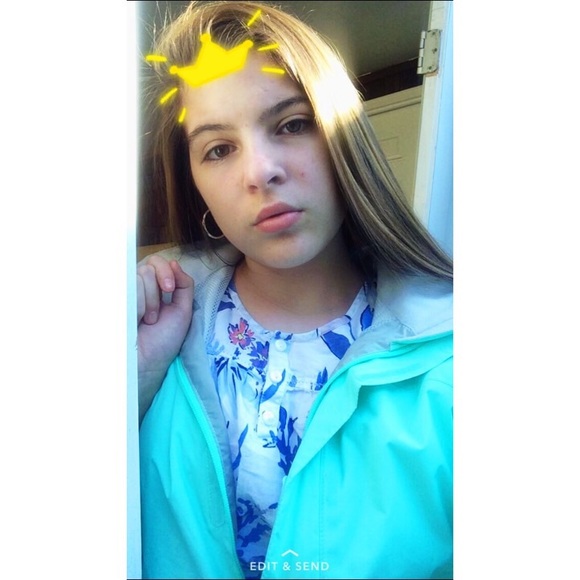 Profile Picture of Autumn Lissandrello (@autumntyler14) on Poshmark