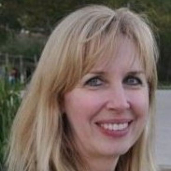 Profile Picture of Karen Larsen (@nordicchick) on Poshmark