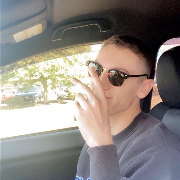 Profile Picture of Jacob Laird (@laird000) on Poshmark