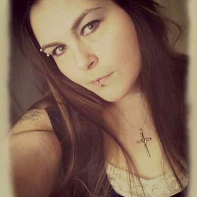 Profile Picture of Keri Richards (@keririchards77) on Twitter