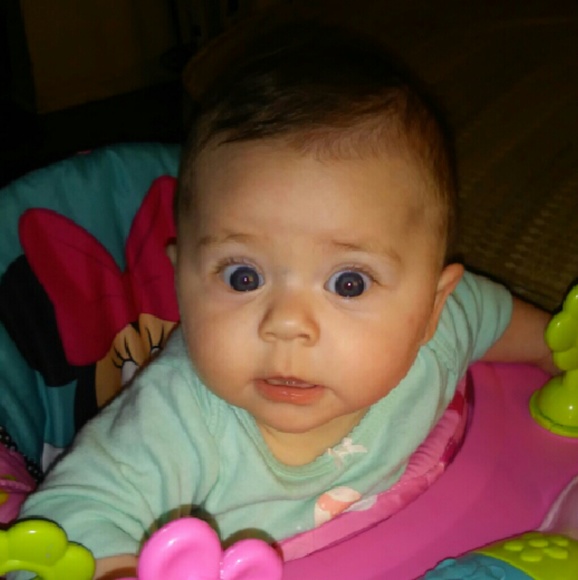 Profile Picture of Windi Webb (@weewindi1234) on Poshmark