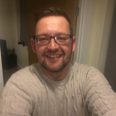 Profile Picture of Mark Emmett (@MarkEmmett13) on Twitter