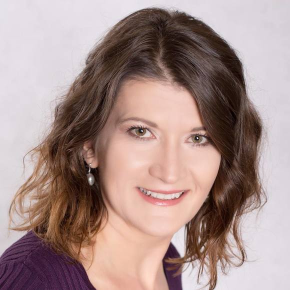 Profile Picture of Cathi Ketterling (@cathiketterling) on Poshmark