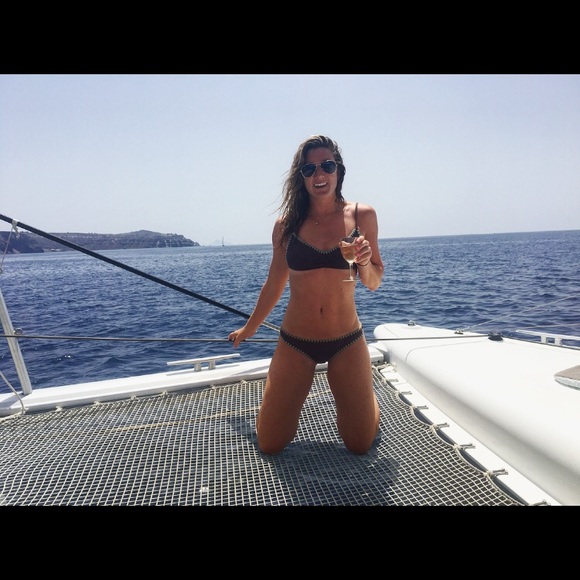 Profile Picture of Amanda Reilly (@mands_down) on Poshmark