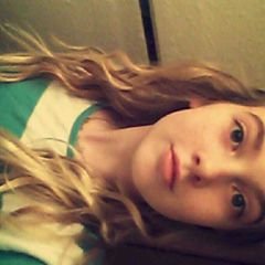 Profile Picture of Mackenzie Sharp (@mackenziesharp0) on Twitter
