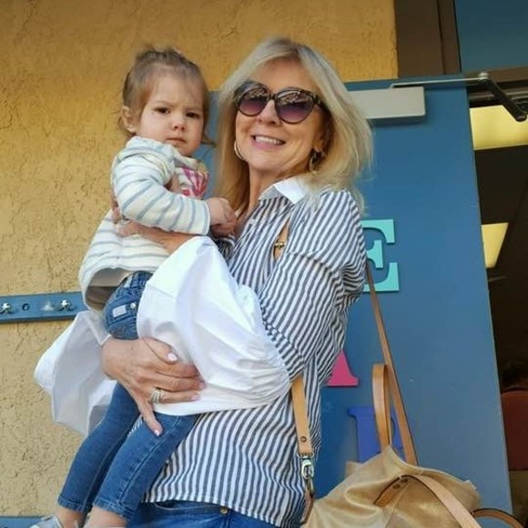 Profile Picture of Jody Tully (@jodytully) on Poshmark