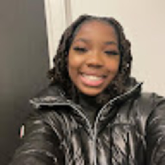 Profile Picture of Nellfestaye Nellfestaye (@jordanhardy571) on Poshmark