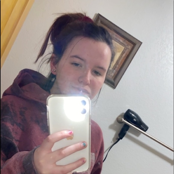 Profile Picture of Erica Mahoney (@goddamn28) on Poshmark