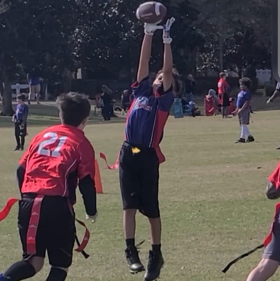 Profile Picture of Lucia Azevedo (@lucyrn14) on Poshmark