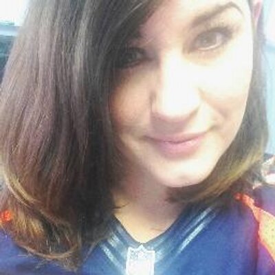 Profile Picture of Yolanda Ulloa (@kaslopistwit) on Twitter