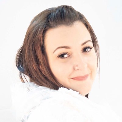 Profile Picture of Isabel Palacio (@mariaiza2) on Twitter