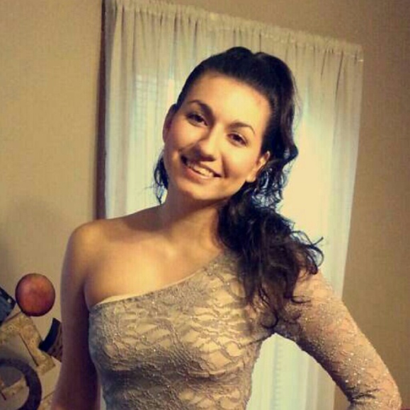 Profile Picture of Gianna Salvatore (@gianna1354) on Poshmark
